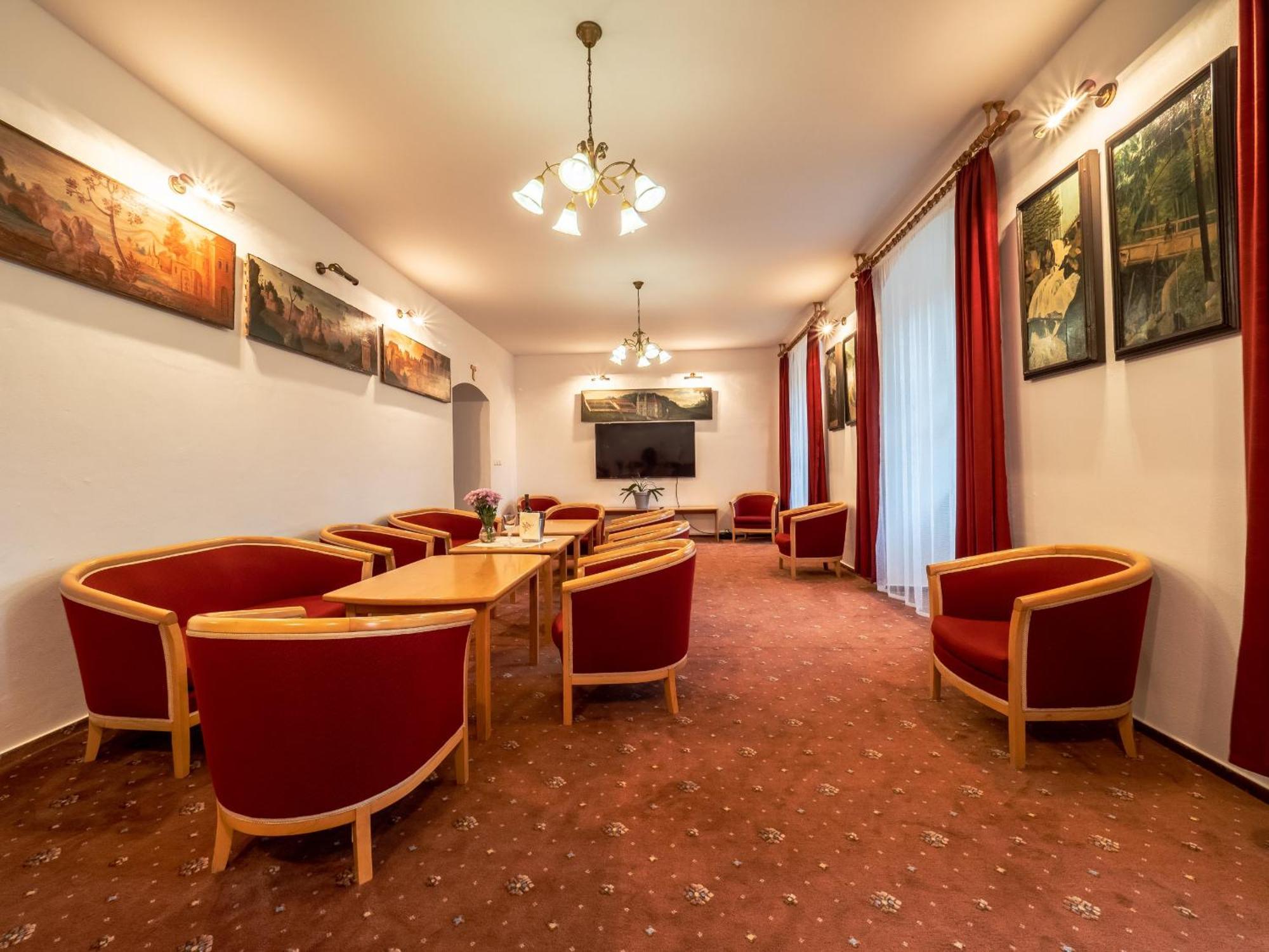 Pensión Klášter Hejnice, Vzdělávací, Konferenční A Poutní Dům Hejnice (Liberec)